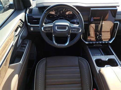 New 2026 GMC Acadia Denali Ultimate w/ LPO, Floor Liner Package image 7