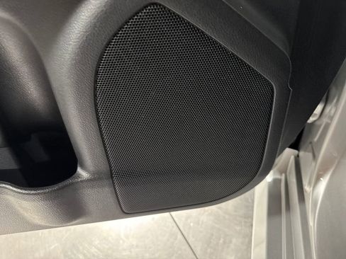 Used 2012 Toyota Camry SE FWD image 17