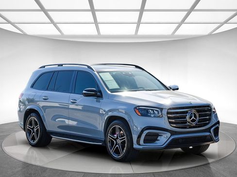 Certified 2024 Mercedes-Benz GLS 450 4MATIC image 5