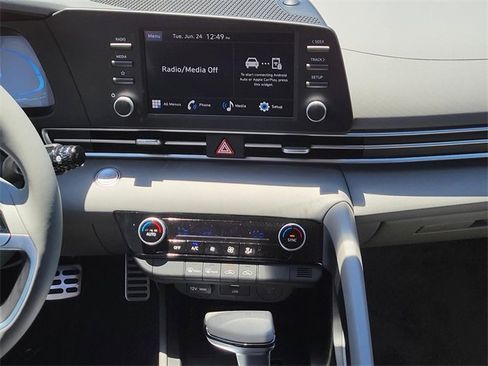 New 2025 Hyundai Elantra Sport image 16