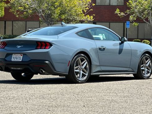Certified 2025 Ford Mustang Coupe RWD image 3