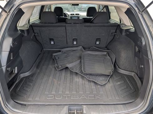 Used 2018 Subaru Outback 2.5i Premium AWD/4WD image 18