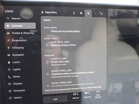 Used 2022 Tesla Model S Plaid image 23