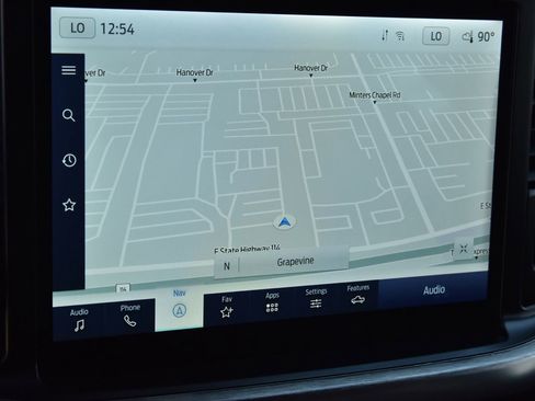 Certified 2022 Ford F150 Lariat w/ Equipment Group 502A High image 27