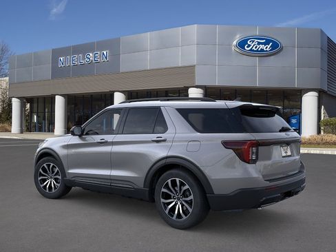 New 2026 Ford Explorer ST-Line AWD/4WD image 27
