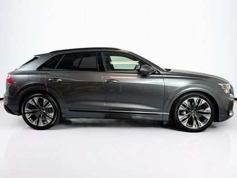 Used 2025 Audi Q8 Prestige image 4