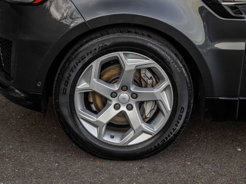 Used 2018 Land Rover Range Rover Sport HSE image 12