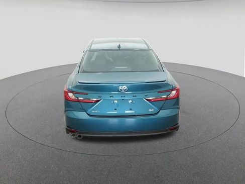 New 2026 Toyota Camry SE image 7
