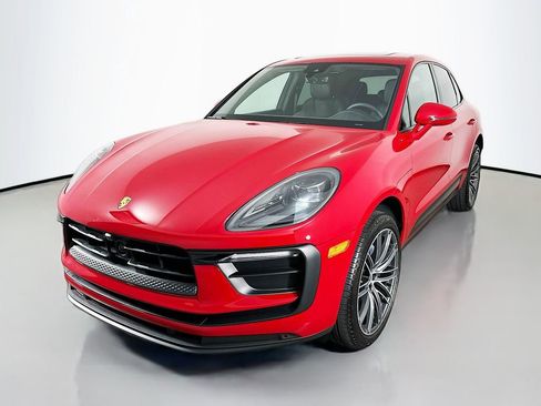 Certified 2026 Porsche Macan image 1