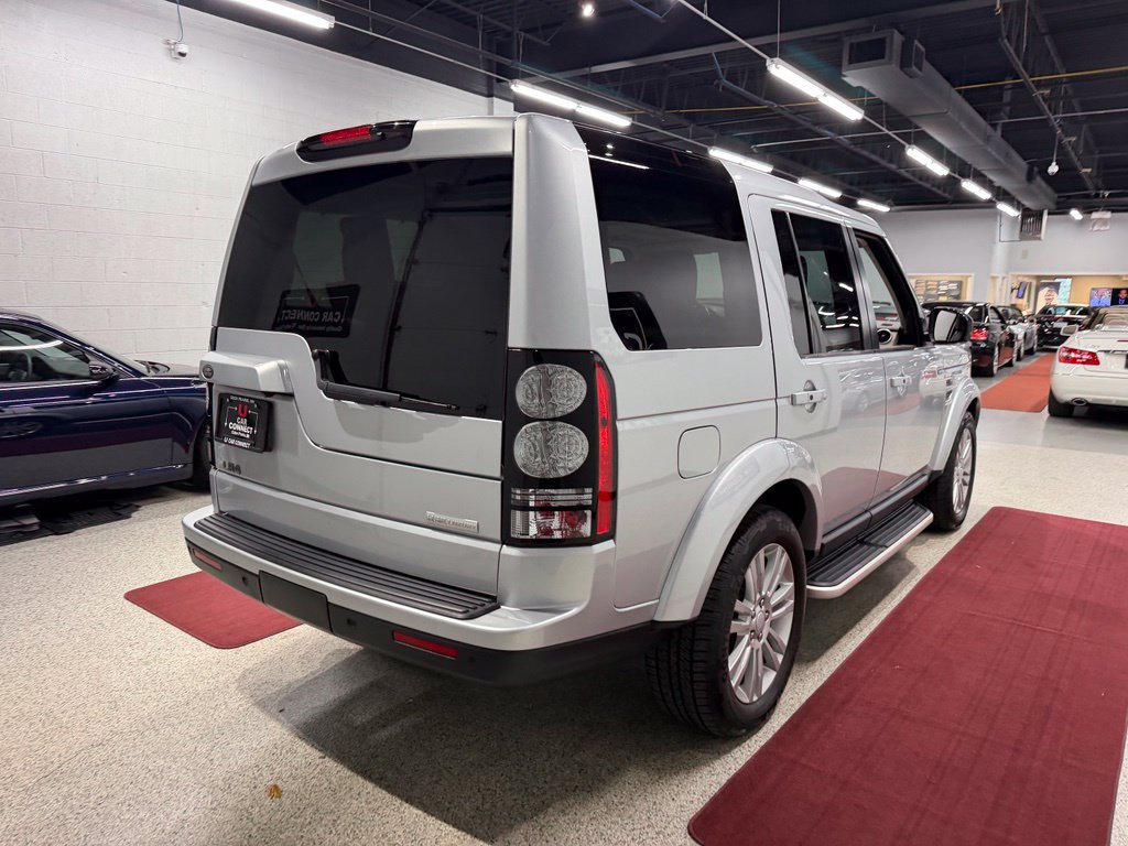 Used 2016 Land Rover LR4 HSE LUX AWD/4WD image 13