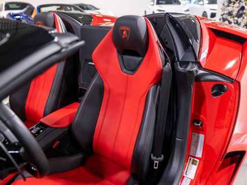 Used 2017 Lamborghini Huracan LP 610-4 image 36