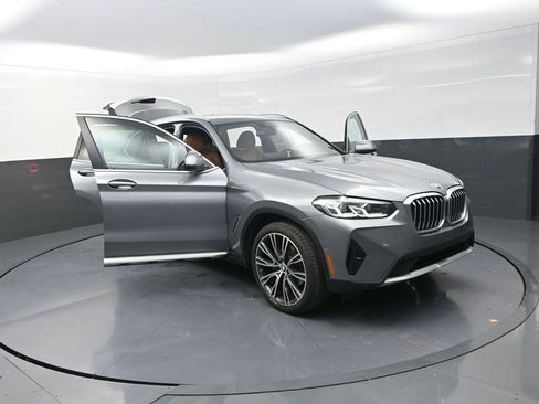 Used 2023 BMW X3 xDrive30i w/ Premium Package image 32
