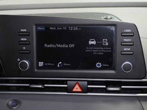 Used 2023 Hyundai Elantra SEL FWD image 17