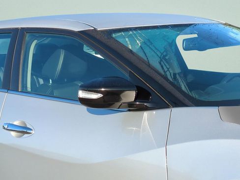 Used 2023 Nissan Maxima SV w/ Floor Mat Group image 28