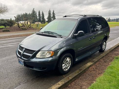 Used 2001 Dodge Grand Caravan Sport image 9