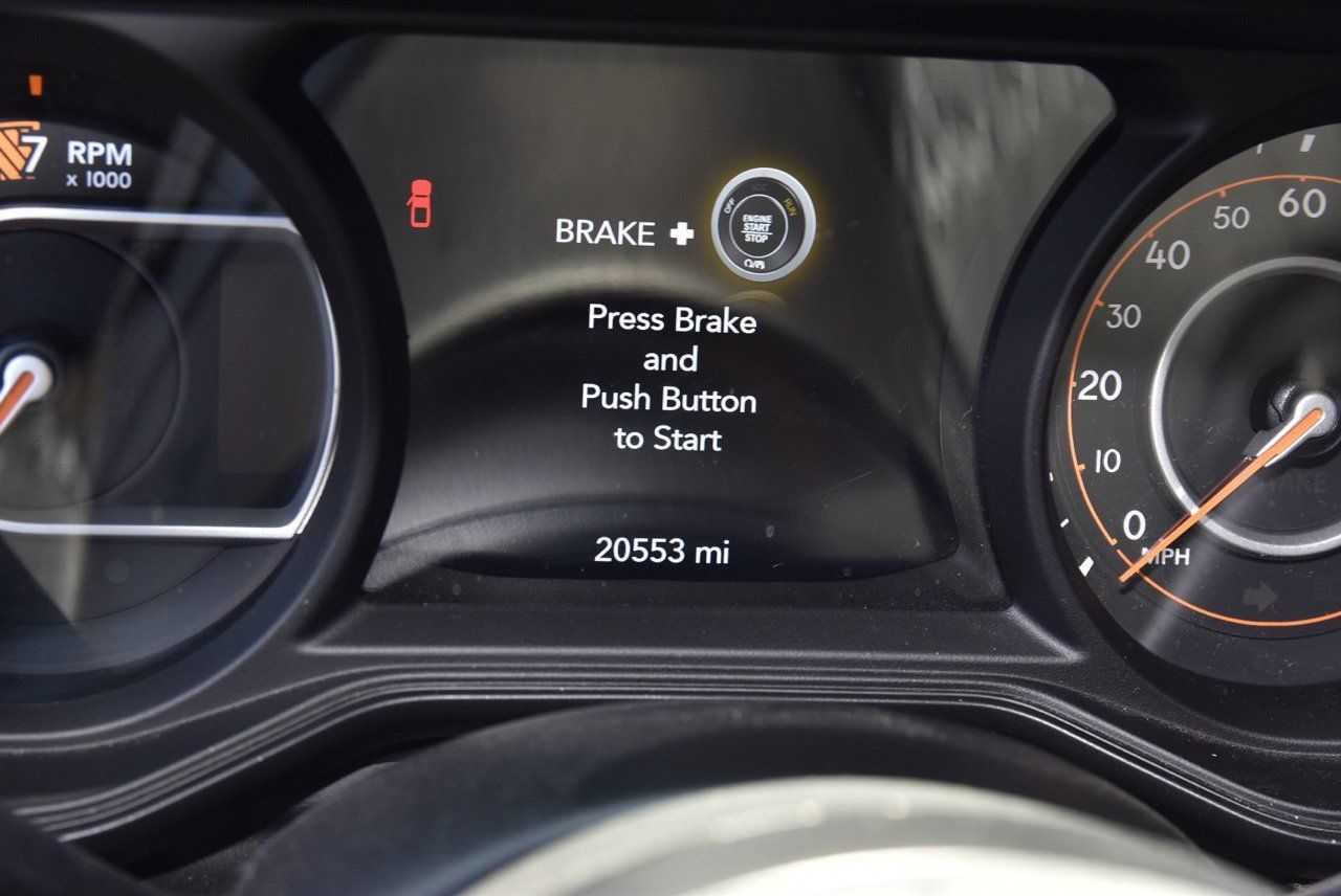 Used 2025 Jeep Gladiator Rubicon AWD/4WD image 7