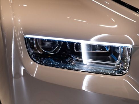 Used 2026 Rolls-Royce Phantom Sedan image 38