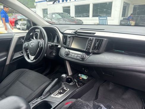 Used 2017 Toyota RAV4 XLE w/ Premium Special Value Package AWD/4WD image 42
