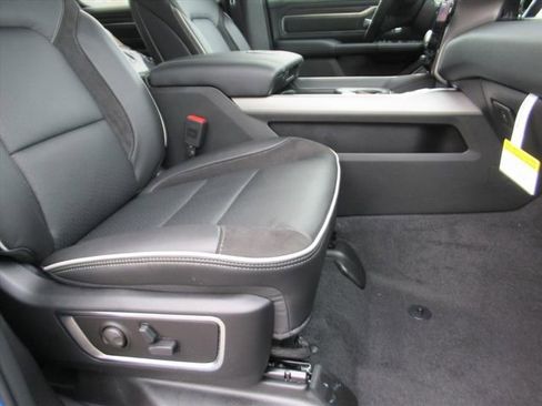 New 2026 RAM 1500 Laramie w/ Night Edition image 13