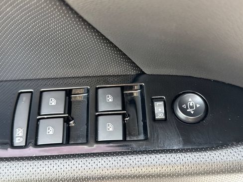 Used 2019 Cadillac XTS Luxury AWD/4WD image 16