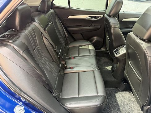 Used 2024 Buick Envision Avenir AWD/4WD image 17