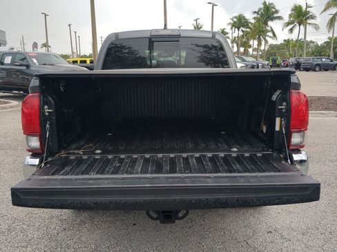 Used 2018 Toyota Tacoma TRD Off-Road image 13