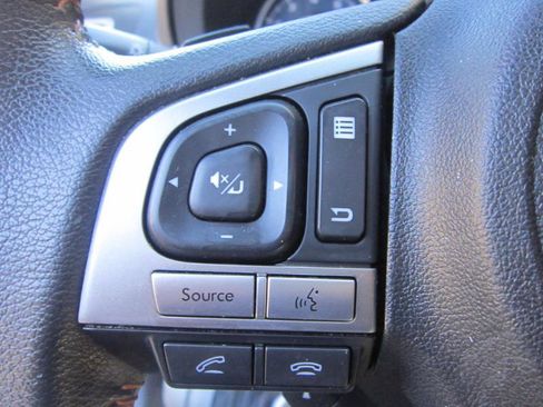 Used 2017 Subaru Crosstrek 2.0i Premium image 21