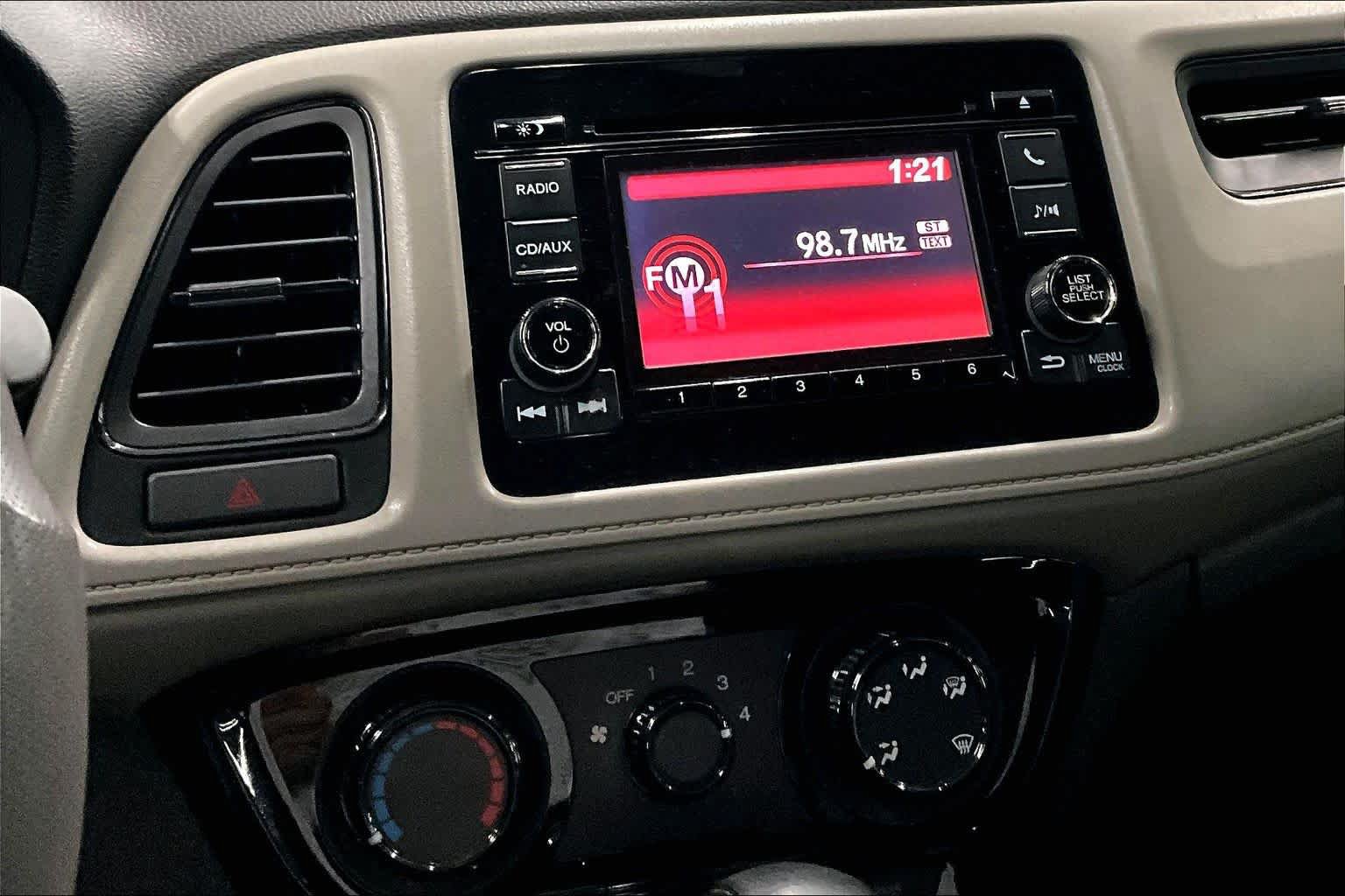 Used 2017 Honda HR-V LX image 34