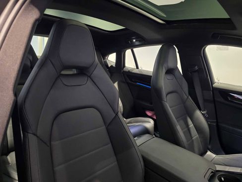 New 2026 Porsche Panamera image 15