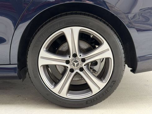 Used 2020 Mercedes-Benz E 350 4MATIC Sedan image 16