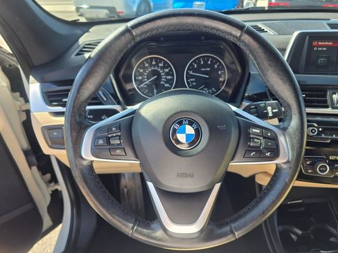 Used 2018 BMW X1 xDrive28i AWD/4WD image 25