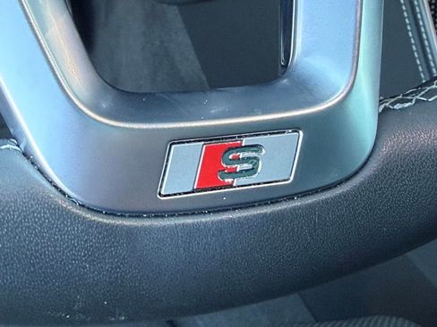 Used 2022 Audi SQ8 Prestige w/ Prestige Package image 20