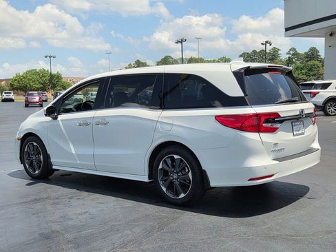 Used 2022 Honda Odyssey Elite image 3