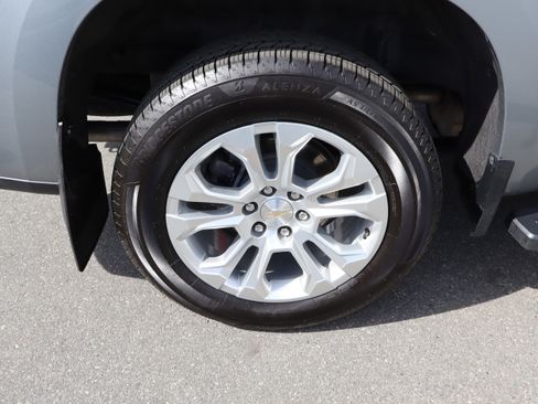 Used 2023 Chevrolet Silverado 1500 LTZ AWD/4WD image 40