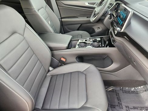 New 2026 Volkswagen Atlas Cross Sport SEL R-Line image 4