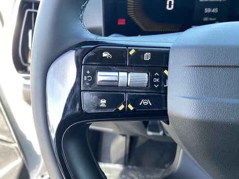 New 2026 Kia Sorento LX FWD image 14