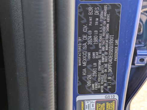 Certified 2025 Kia K4 EX image 30