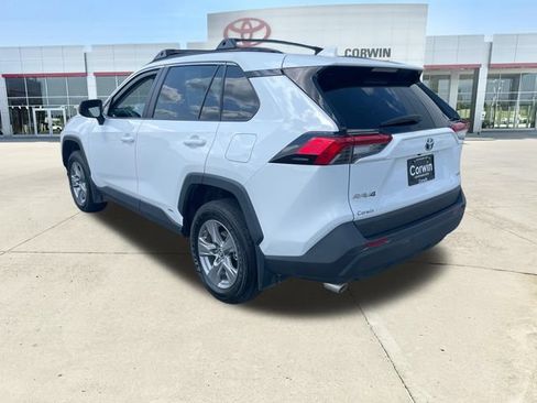 Used 2024 Toyota RAV4 LE AWD/4WD image 3