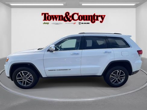 Certified 2022 Jeep Grand Cherokee Limited AWD/4WD image 9