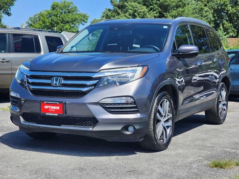 Used 2016 Honda Pilot Touring image 3