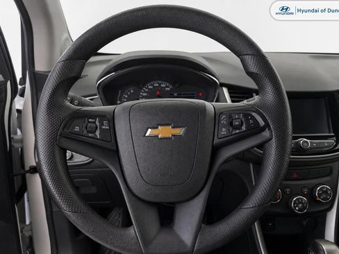 Used 2020 Chevrolet Trax LS w/ Tint and Cruise Package FWD image 7