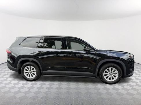 Used 2025 Toyota Grand Highlander FWD image 4