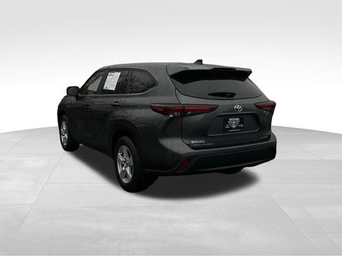 Used 2024 Toyota Highlander Limited image 5
