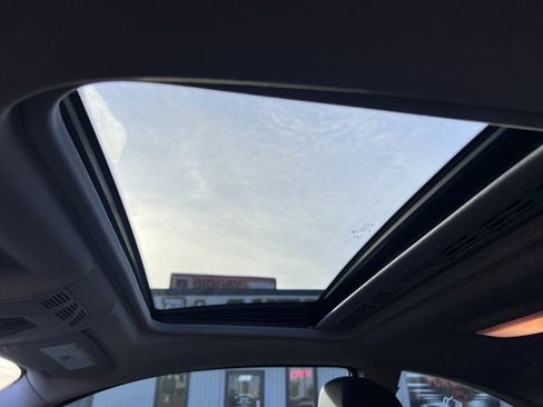 Used 2015 BMW 228i Coupe image 29