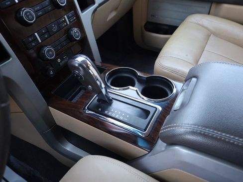 Used 2012 Ford F150 Lariat w/ Lariat Chrome Pkg RWD image 10
