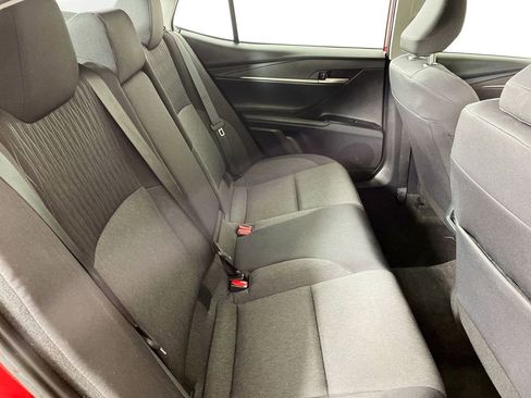 Used 2025 Toyota Camry LE image 28