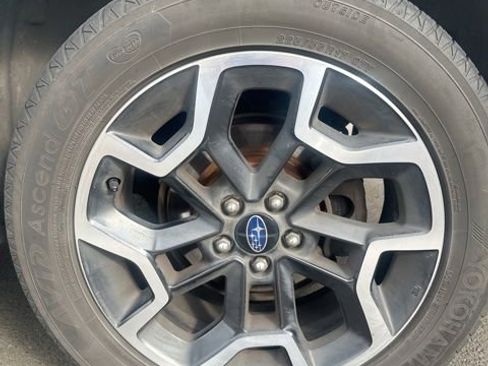 Used 2017 Subaru Crosstrek 2.0i Limited w/ Popular Package #2 image 8