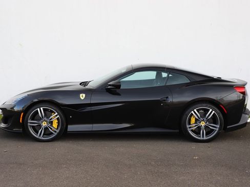 Certified 2020 Ferrari Portofino image 34