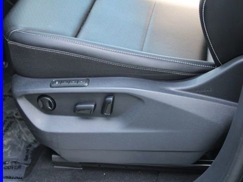 Used 2023 Volkswagen Atlas SEL image 18