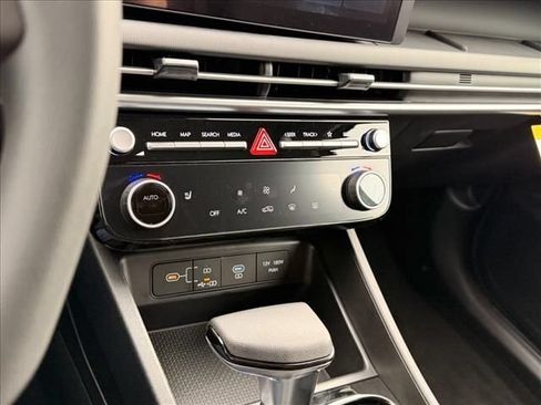 Certified 2026 Hyundai Tucson SEL AWD/4WD image 17